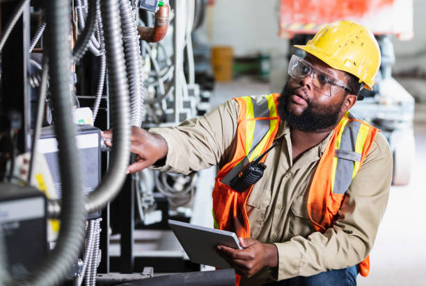 Best Emergency Electrical Repair  in Pineville, LA